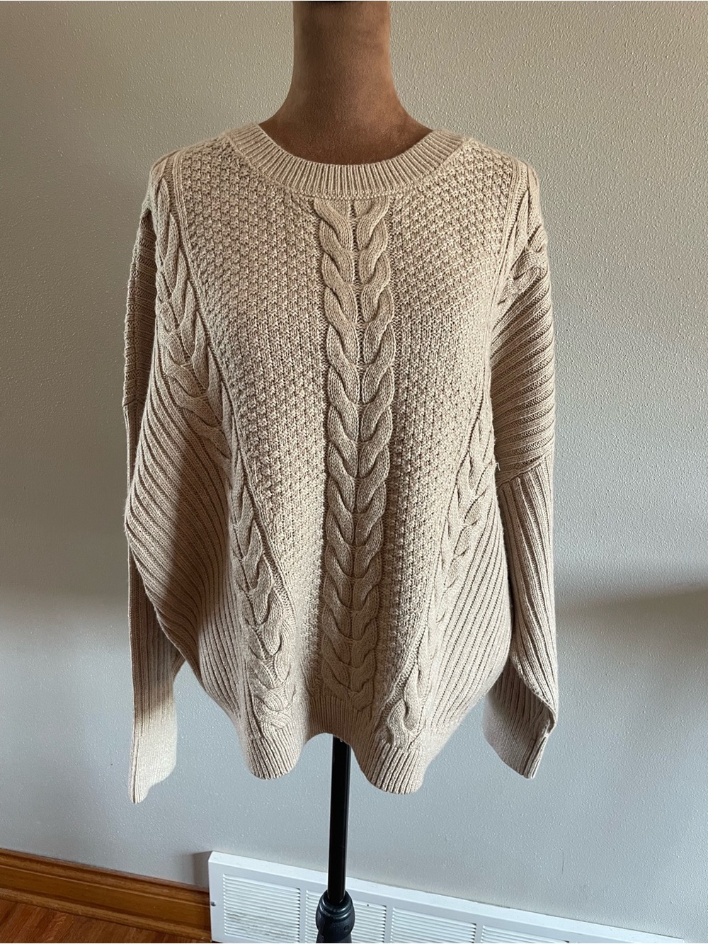 Tommy Hilfiger Cream Cable Knit Off-the-Shoulder Sweater
